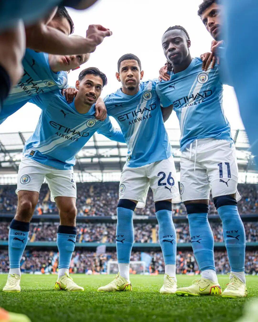 即插即用！塞斯·库里首秀收获14分，命中率高达85.7%