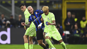 半场战报：热刺1-0哥本哈根，布伦南-约翰逊破门