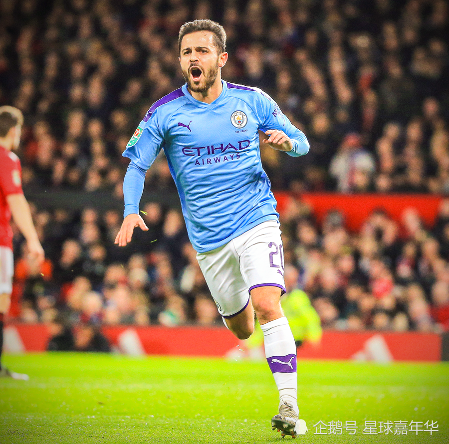 邮报：红军vs毕包前安菲尔德主看台发生误报，球迷被暂时疏散