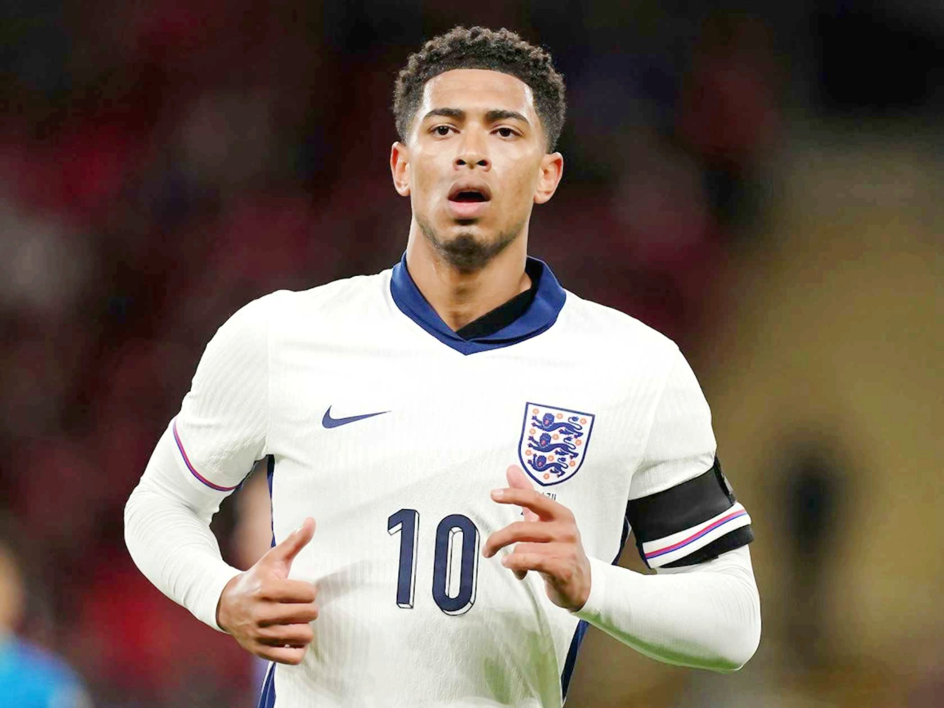 巴顿：很遗憾自己因伤没赶上最后几轮比赛，朋友们明年见