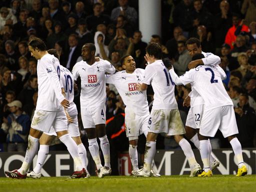 篮球火箭球队训练营气氛积极