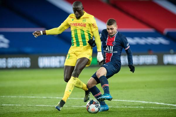 19岁5个月！马林成为巴黎近33年最年轻先发门将（19岁5个月，马林刷新巴黎近33年来最年轻首发门将纪录）