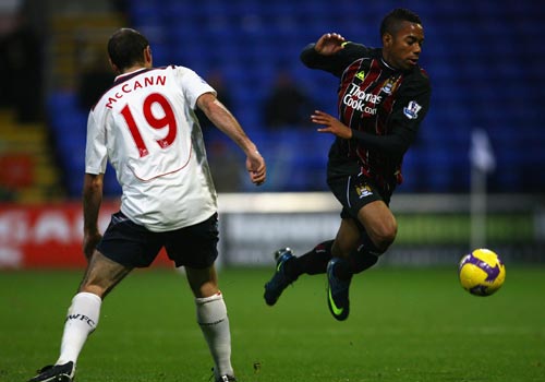 直接参与7球！戈登追平希勒纽卡队史欧冠参与进球纪录（戈登欧冠7次直接参与进球，追平希勒的纽卡队史纪录）