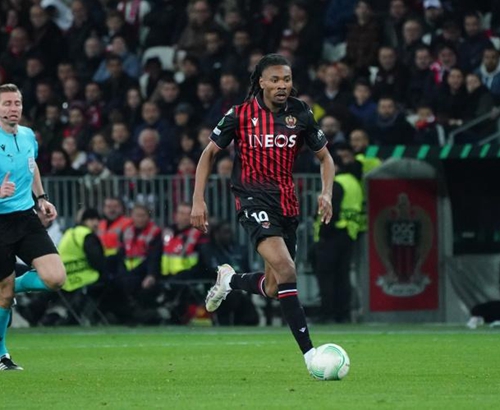 张外龙：曾跟球迷承诺一定会回到重庆；跪谢最努力的球员们