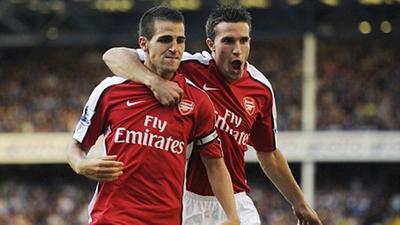 巴西足协官方：加布里埃尔右大腿肌肉损伤，退出本期集训