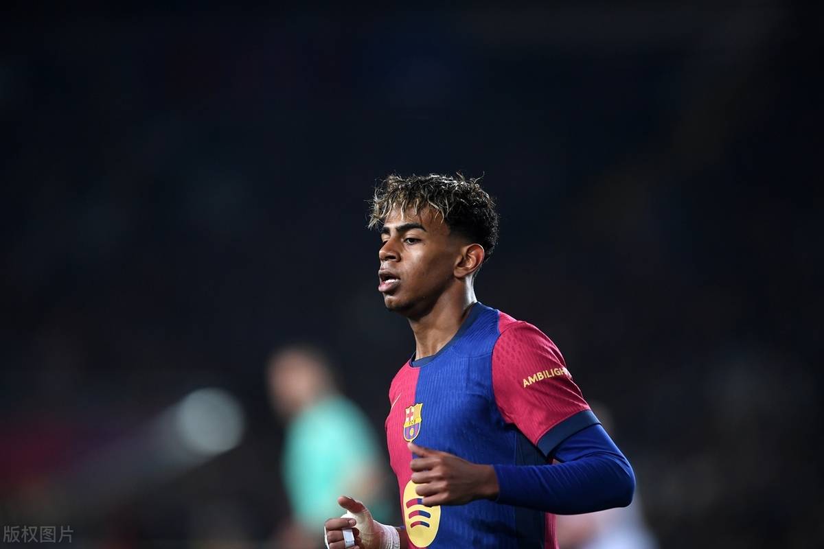 意甲媒体热议：希门尼斯经纪人表示希门尼斯从未想过离开米兰，他会留在球队