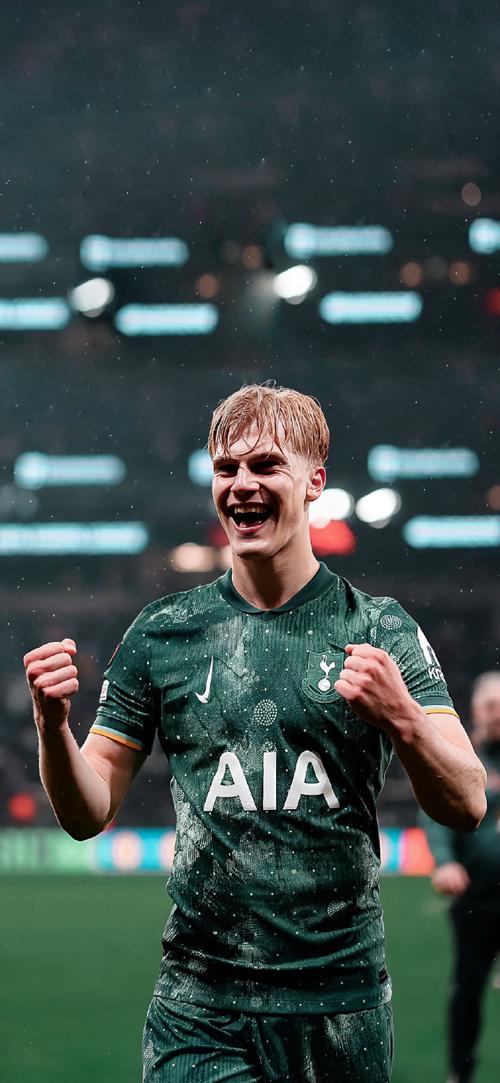 上海申花第五次屈居中超亚军（上海申花第五次获得中超亚军）