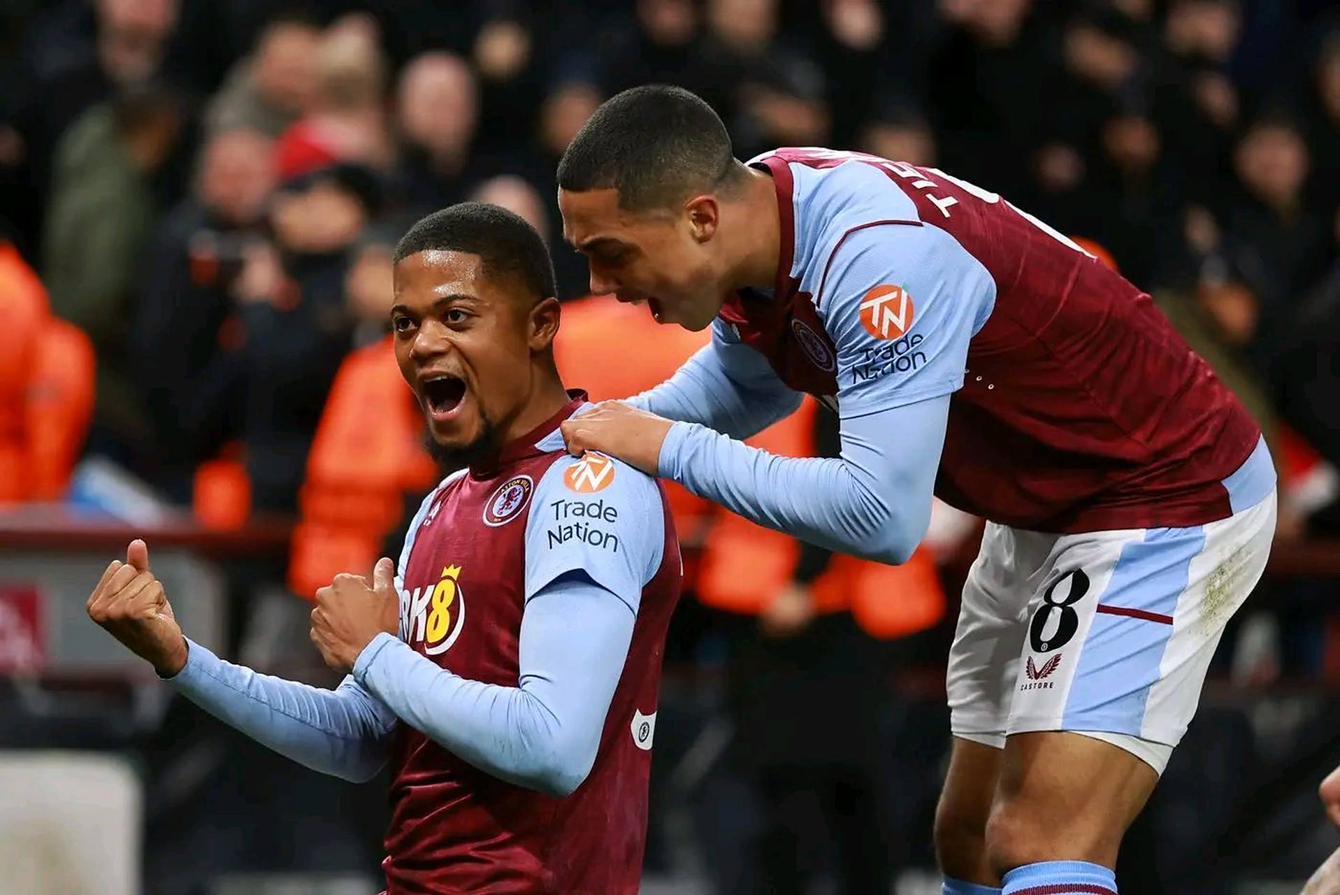 意甲战报：波雷利梅开二度，卡利亚里3-3战平热那亚（意甲：波雷利双响，卡利亚里与热那亚3比3握手言和）