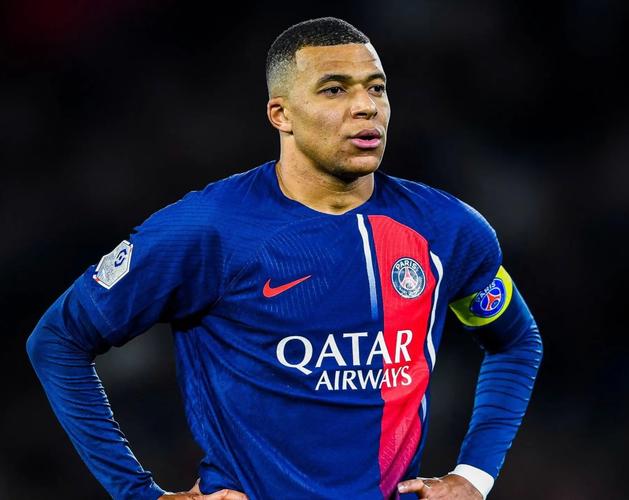 TA：帕尔特伊已接受黄潜的体检；明天他将在伦敦出席听证会